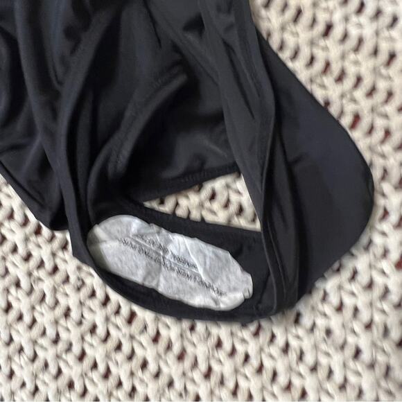 New Amazon Flutter Sleeve Rashgaurd Swimsuit Size XL Black - Picture 7 of 11